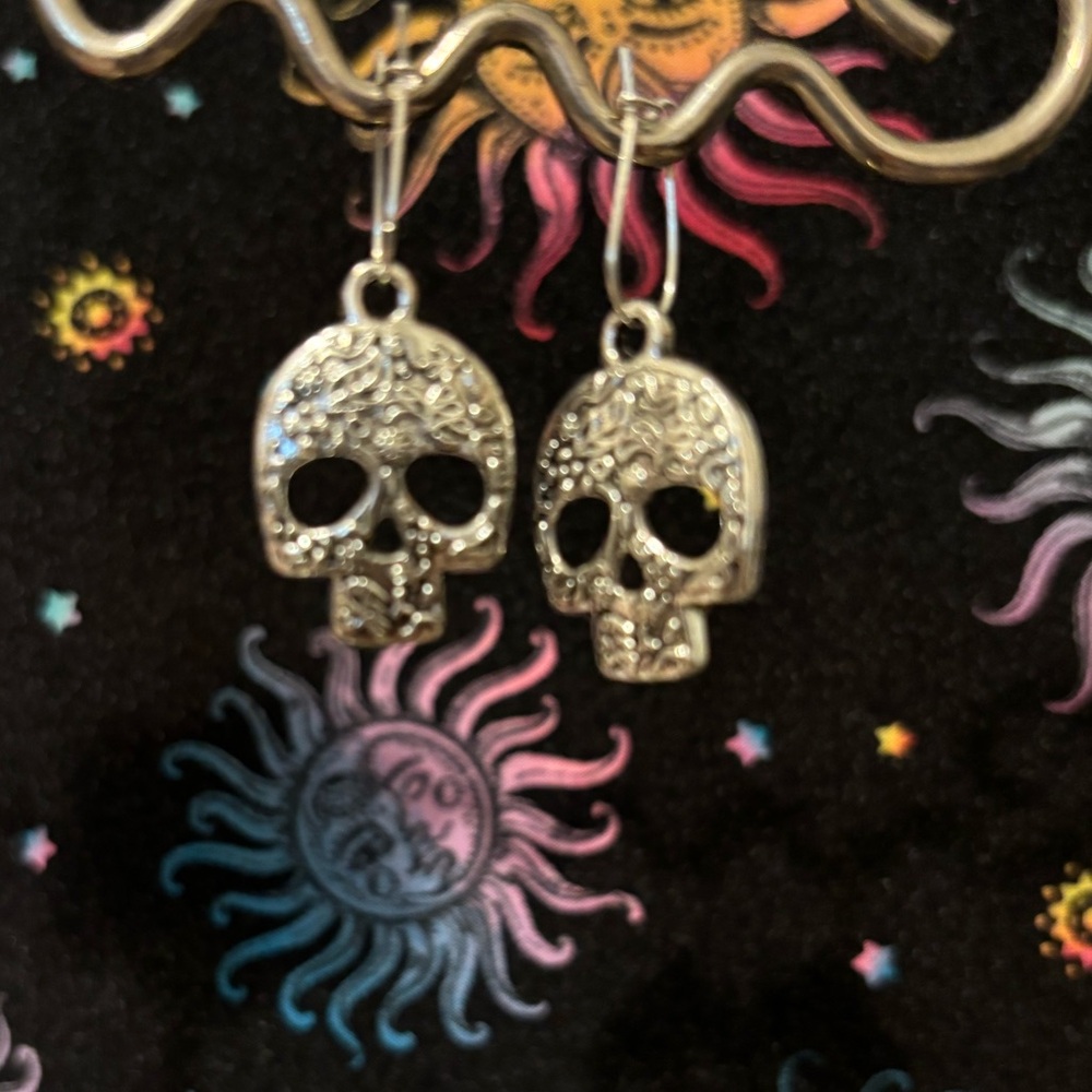 🩷Skull Earrings🩷